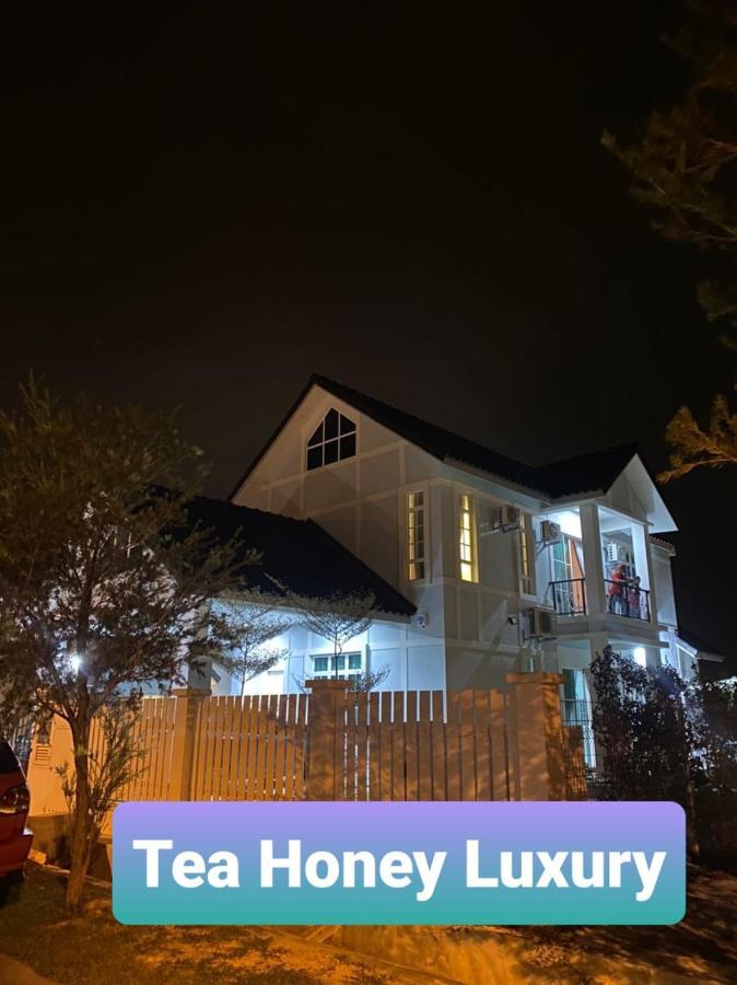 Villa Tea Honey Luxury Malacca Exterior foto